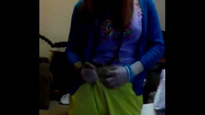 赤毛のライトフェアリーによるクローズアップオナニー動画