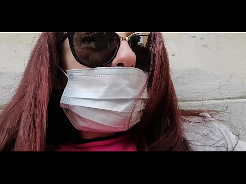 ❤️ ニコレッタは隣人に復讐し、彼のガレージでおしっこをする(特別Covid19イタリア検疫所) ️❌ ファッキング ❌️